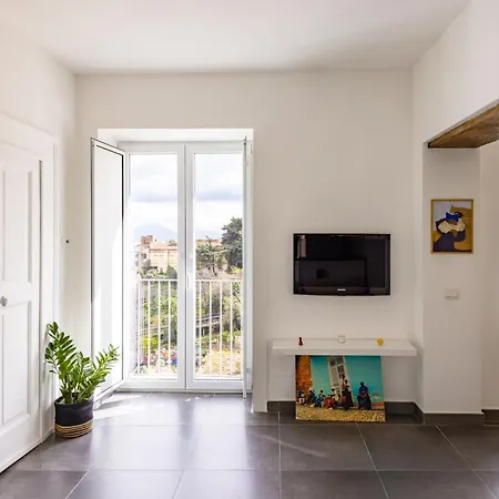 Apartment Romantic With View
