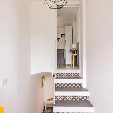 Romantic With View Apartment Neapel